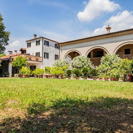 B&B La Villa Del Vecchio Platano Vigonovo  Екстер'єр фото